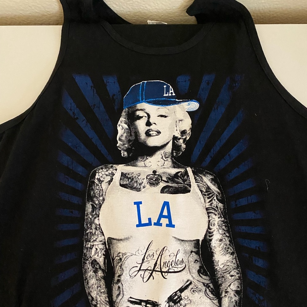 LA T-shirt